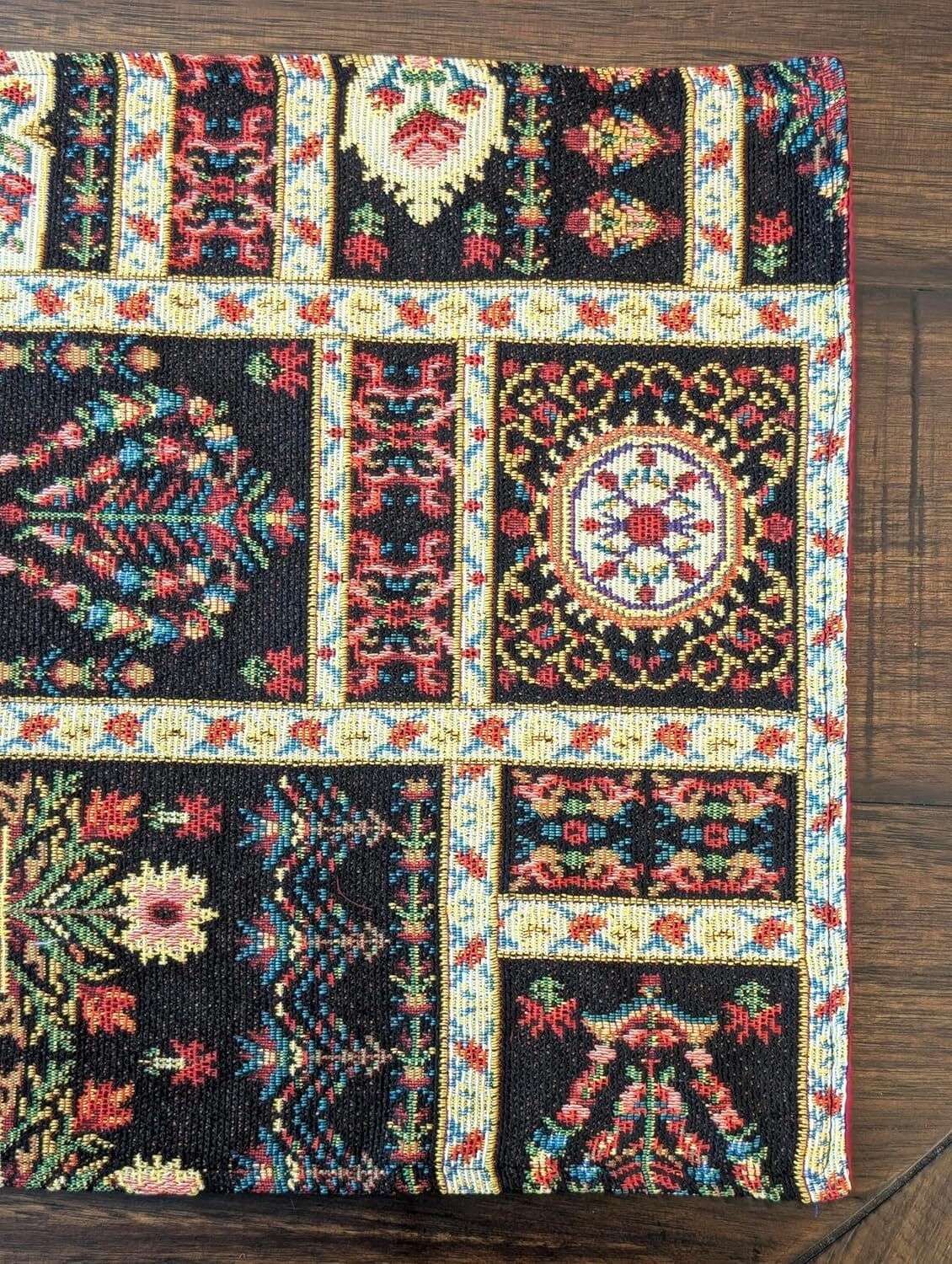 DaDalogy Bedding Set of 4-Pieces Dark Noir Mughal Floral Botanical Vintage Fleur Tapestry Placemats 13” x 19” (18197)