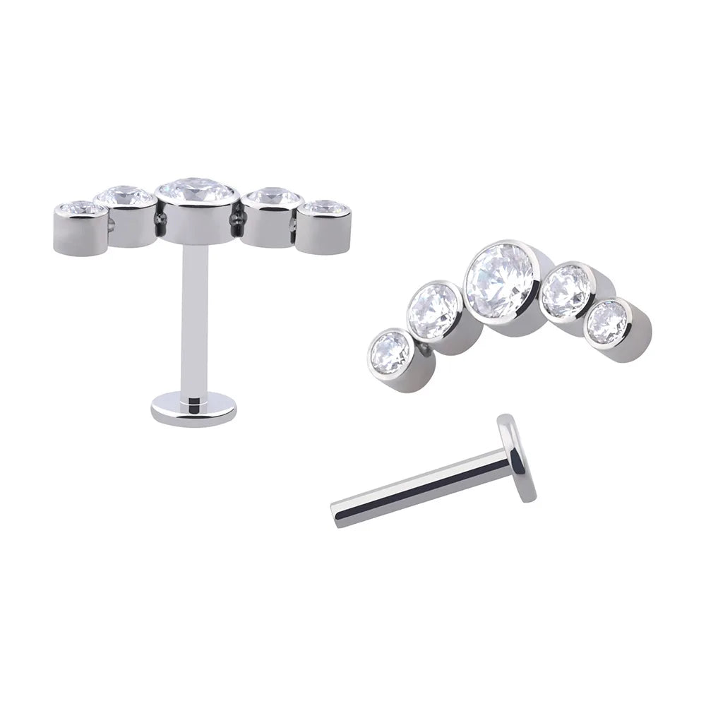 Right Grand ASTM F136 Titanium Internal Thread Bezel Set 5 Cubic Zircon Curved Cluster Labret Lip Piercing