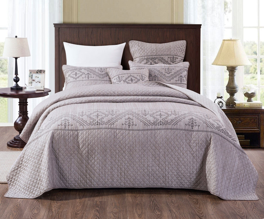 DaDa Bedding Whimsical Lavender Grey Cottage Soft Quilted Coverlet Bedspread Set - Twin (JHW866)