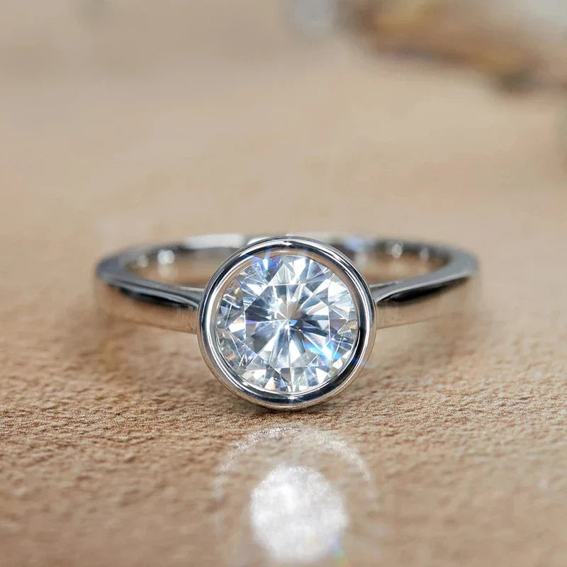 Huitan Exquisite Round Cubic Zirconia Women Rings Simple Design Fashion Luxury Wedding Engagement Female Accessories Hot Jewelry