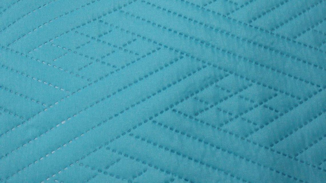 DaDa Bedding Gentle Wave Turquoise Teal Blue Lagoon Lightweight Quilted Bedspread Set (LH3000)