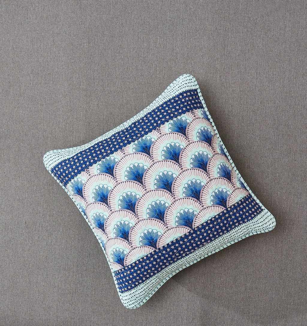 DaDa Bedding Set of 2-Pieces Mediterranean Fans Waves Minty Blue Throw Pillow Covers, 18" x 18" (JHW884)