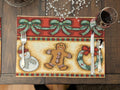 DaDa Bedding Set of 4-Pieces Gingerbread Sweets Holiday Woven Tapestry Placemats 13” x 19” (12917)