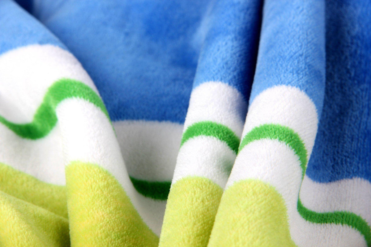 DaDa Bedding Colorful Striped Rainbow Reversible Plush Luxe Flannel Fleece Throw Blanket (XY9867)