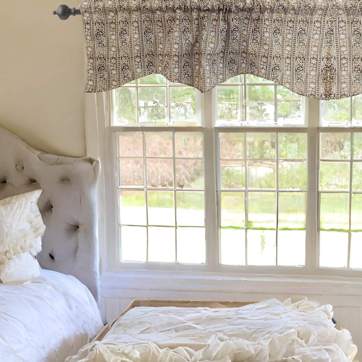 DaDa Bedding Moroccan Paisley Filigree Floral Window Curtain Valance - 18" x 52" (JHW-885)
